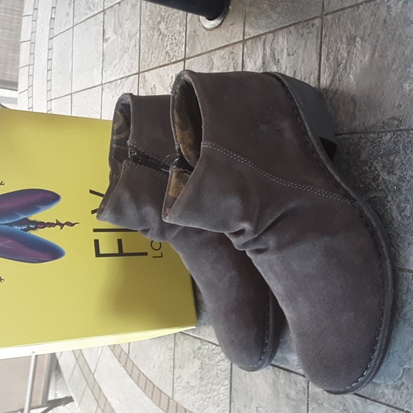 New FLY ANKLE BOOTS - Picture 2 of 10